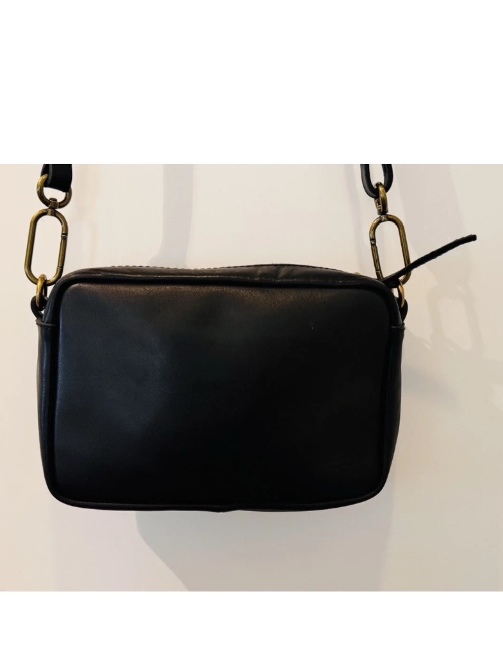 Madewell Essentials Carabiner Leather Crossbody Purse Black EUC